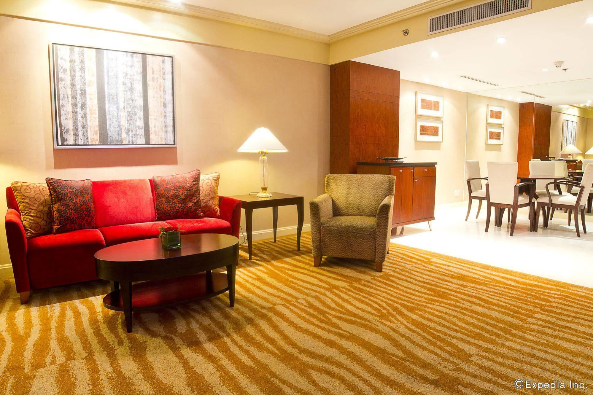 Hotel New Coast Manila