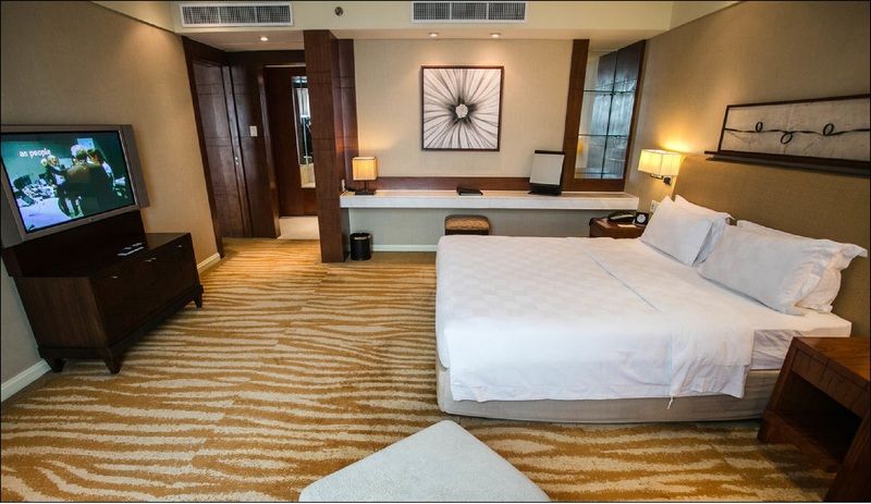 Hotel New Coast Manila